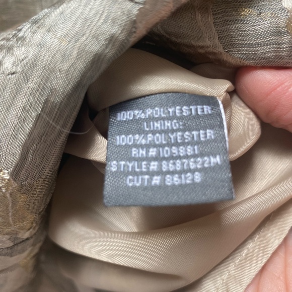 Stunning New unworn gold sleeveless dress - Picture 3 of 5